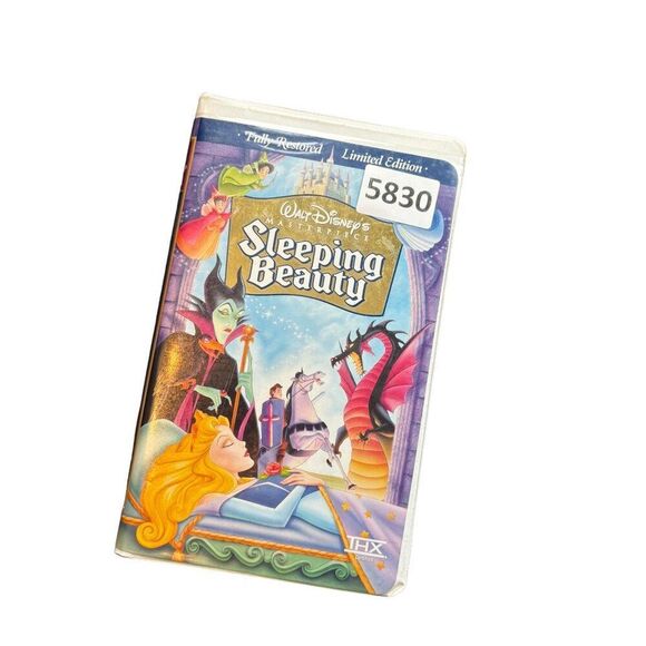 Walt Disney Masterpiece Sleeping Beauty VHS Fully Restored Limited Edition Comme - Picture 8 of 8